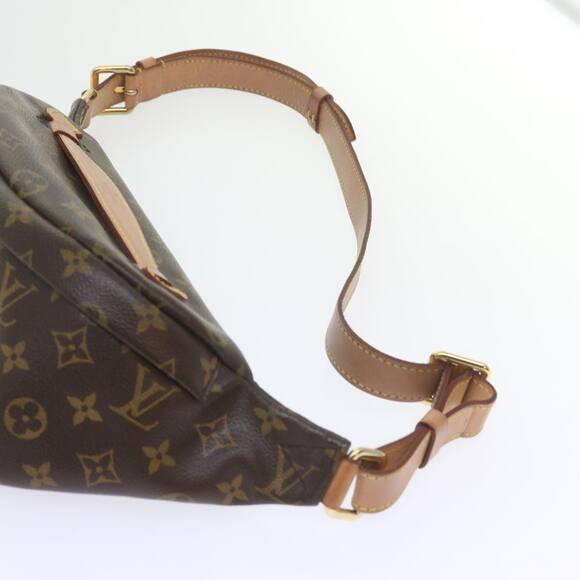 LOUIS VUITTON Monogram Bum Bag Shoulder Bag M43644 - Picture 14 of 16
